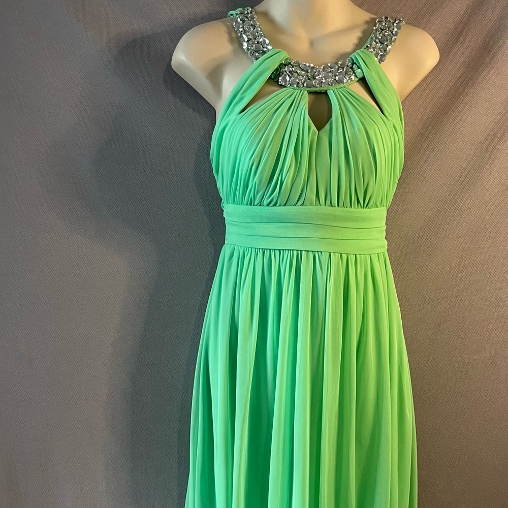 High Low Dress - Picture 2 of 15